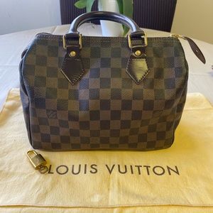 AUTHENTIC LV DAMIER SPEEDY 25